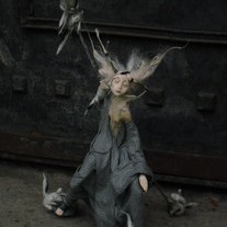 Hamelin - 25 cm, mixed technique - art figurine by Radostina Draganova